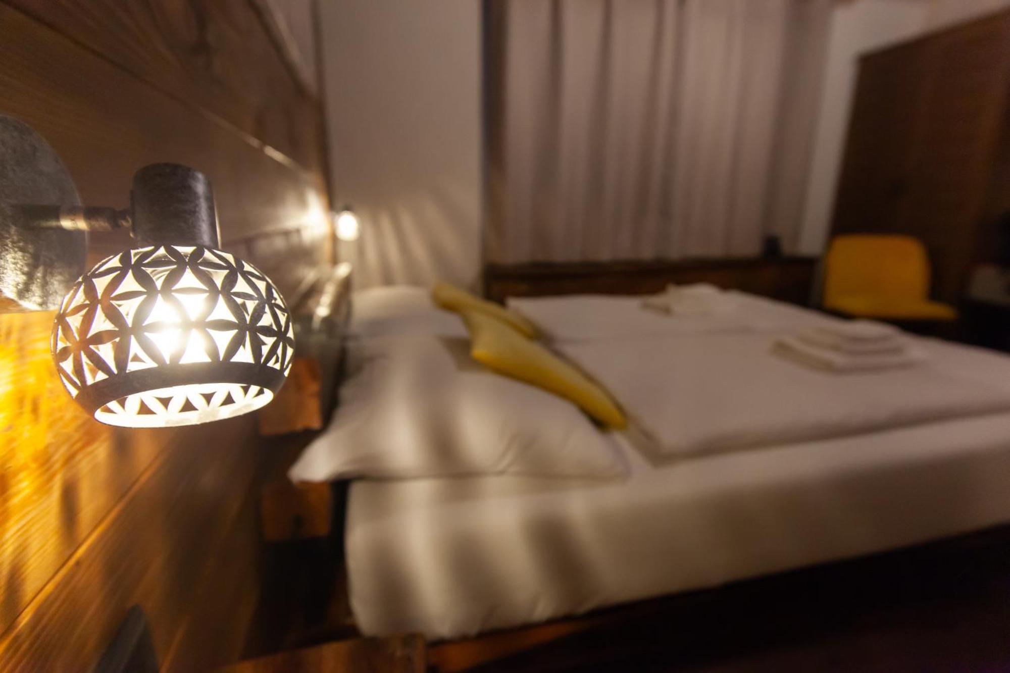 Sobe App Moj Hir Bed And Breakfast Ястребарско Екстериор снимка