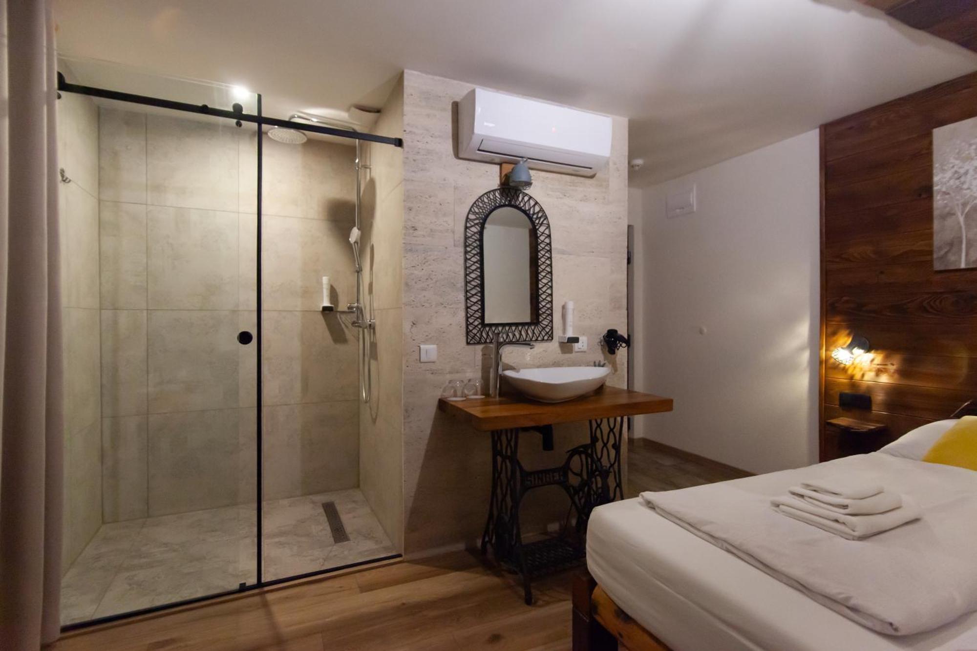 Sobe App Moj Hir Bed And Breakfast Ястребарско Екстериор снимка