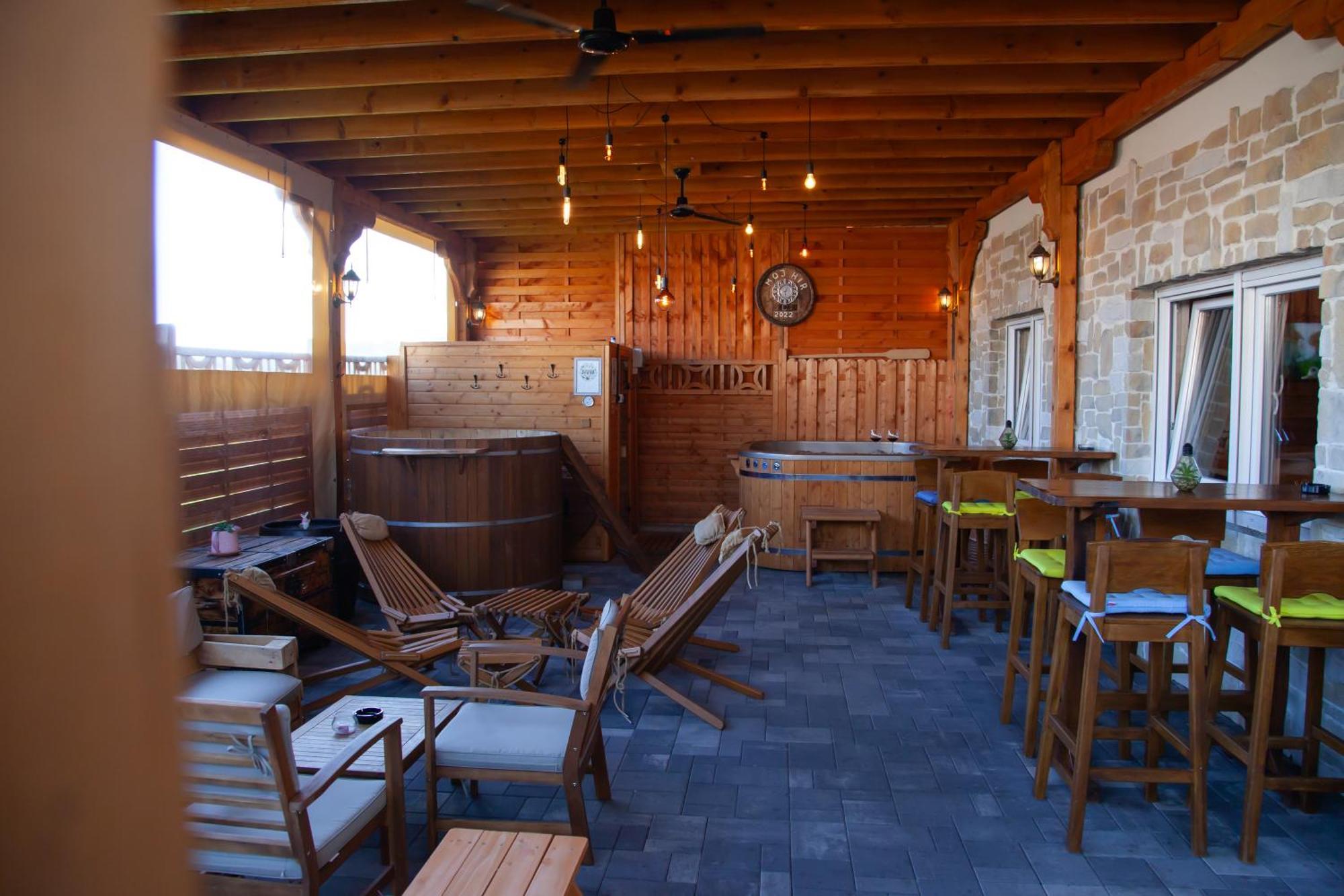 Sobe App Moj Hir Bed And Breakfast Ястребарско Екстериор снимка